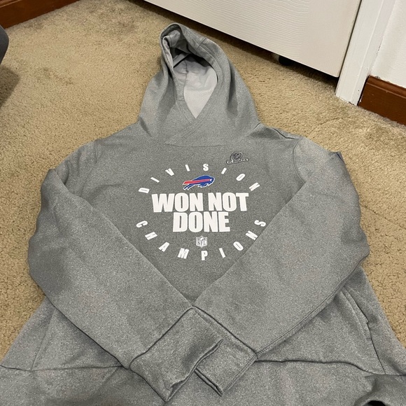Women’s large Buffalo Bills hoodie - Picture 1 of 2
